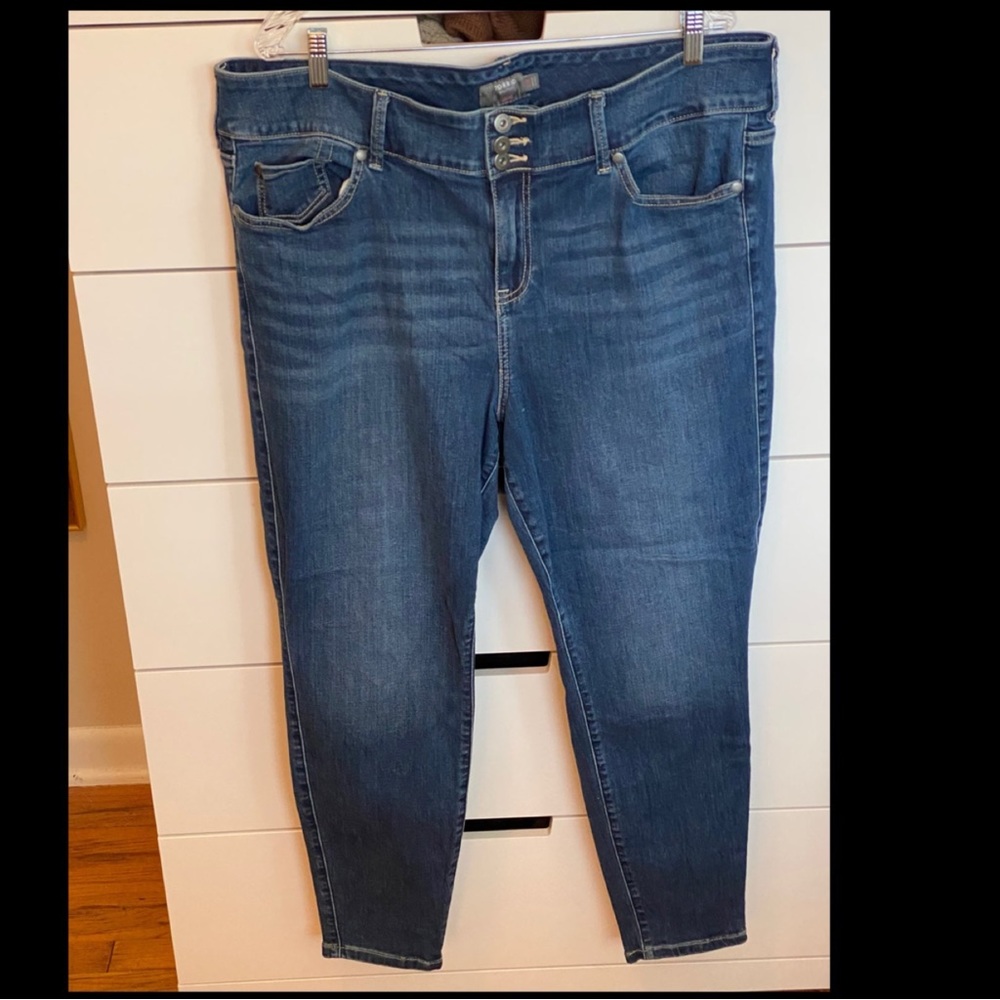 Like new Torrid skinny jeggings size 22R